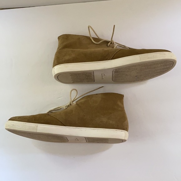 Clarks | Suede Leather Desert Boots Rubber Sole - Picture 3 of 15